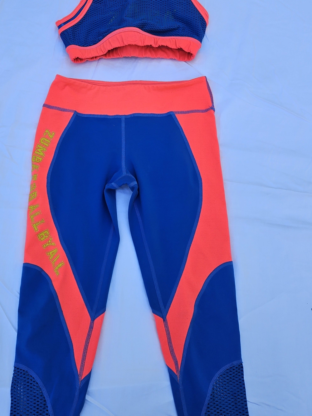 Zumba Wear 2-Piece Activewear Set Mesh Overlay Sports Bra & Crop Leggings S